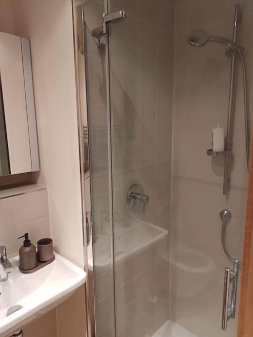 Beautiful 2Br/2Bar Apartement In European District Bruxelas Exterior foto